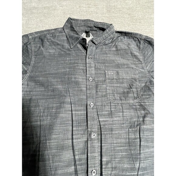 District Made Shirt Men’s Large Gray Button Down Short Sleeve Collared Kia - Picture 4 of 14